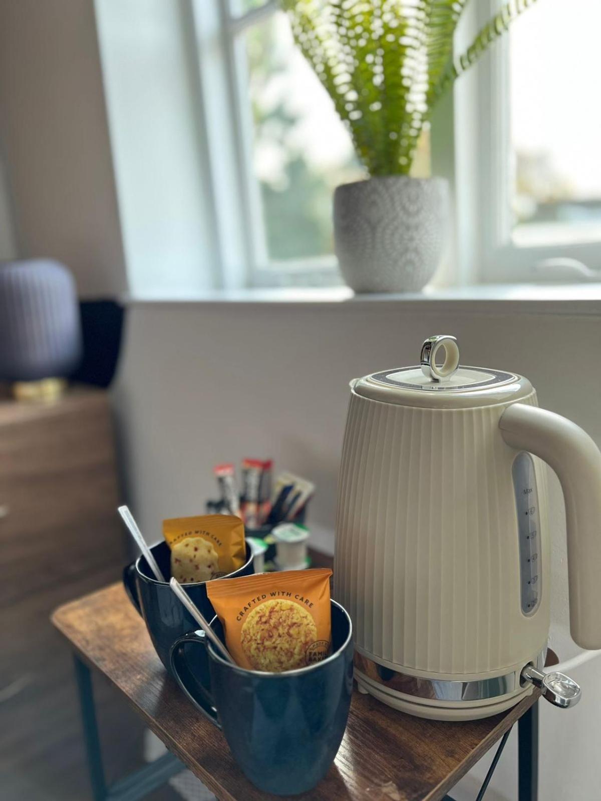 Heaven'S Kitchen At Squirrel Inn غودالمينغ المظهر الخارجي الصورة